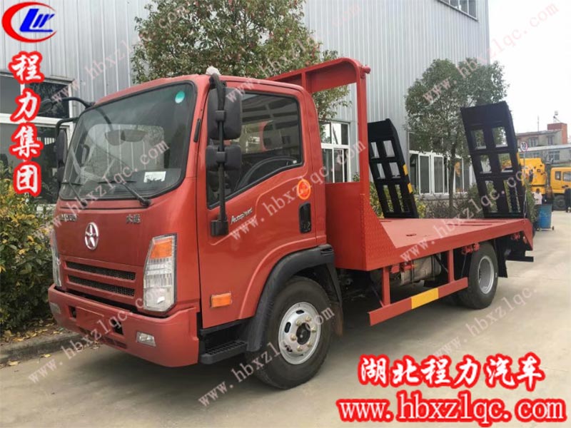 程力集團(tuán)大運(yùn)平板運(yùn)輸車(chē)，風(fēng)馳天下